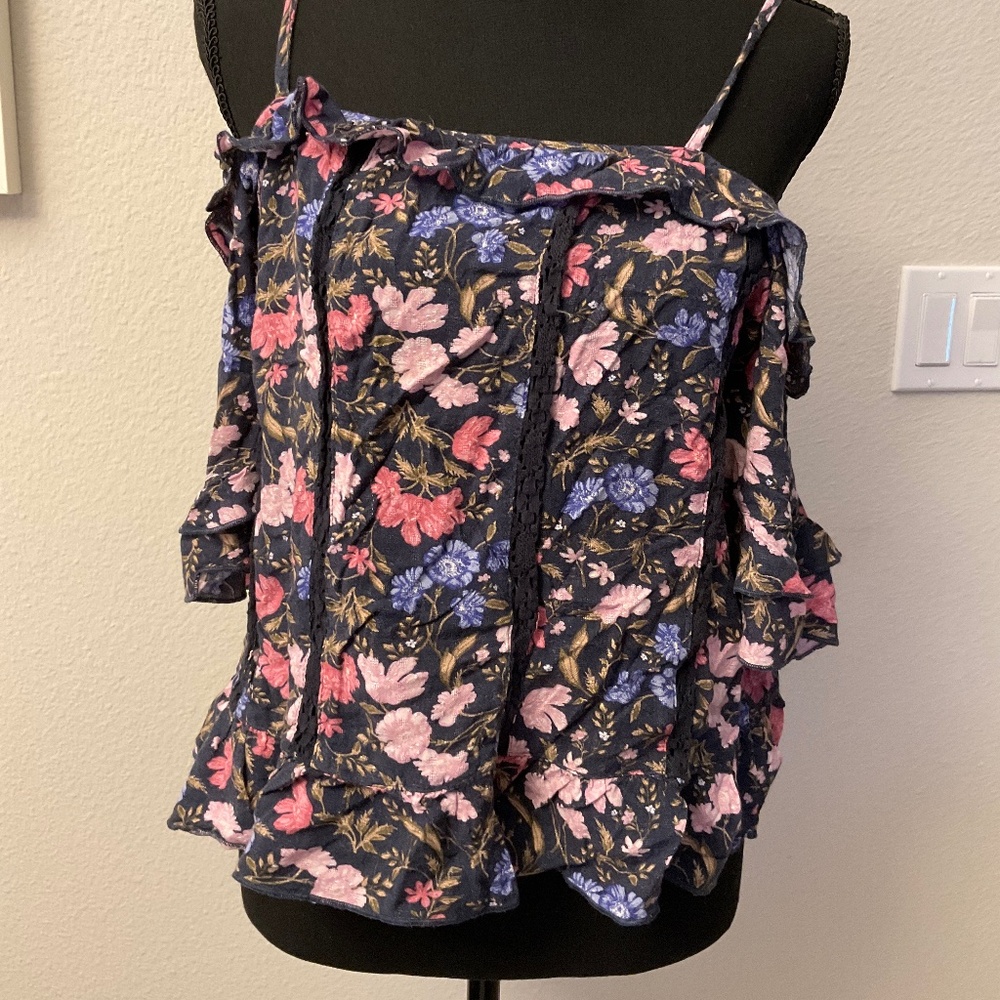 AEO FLOWY TOP